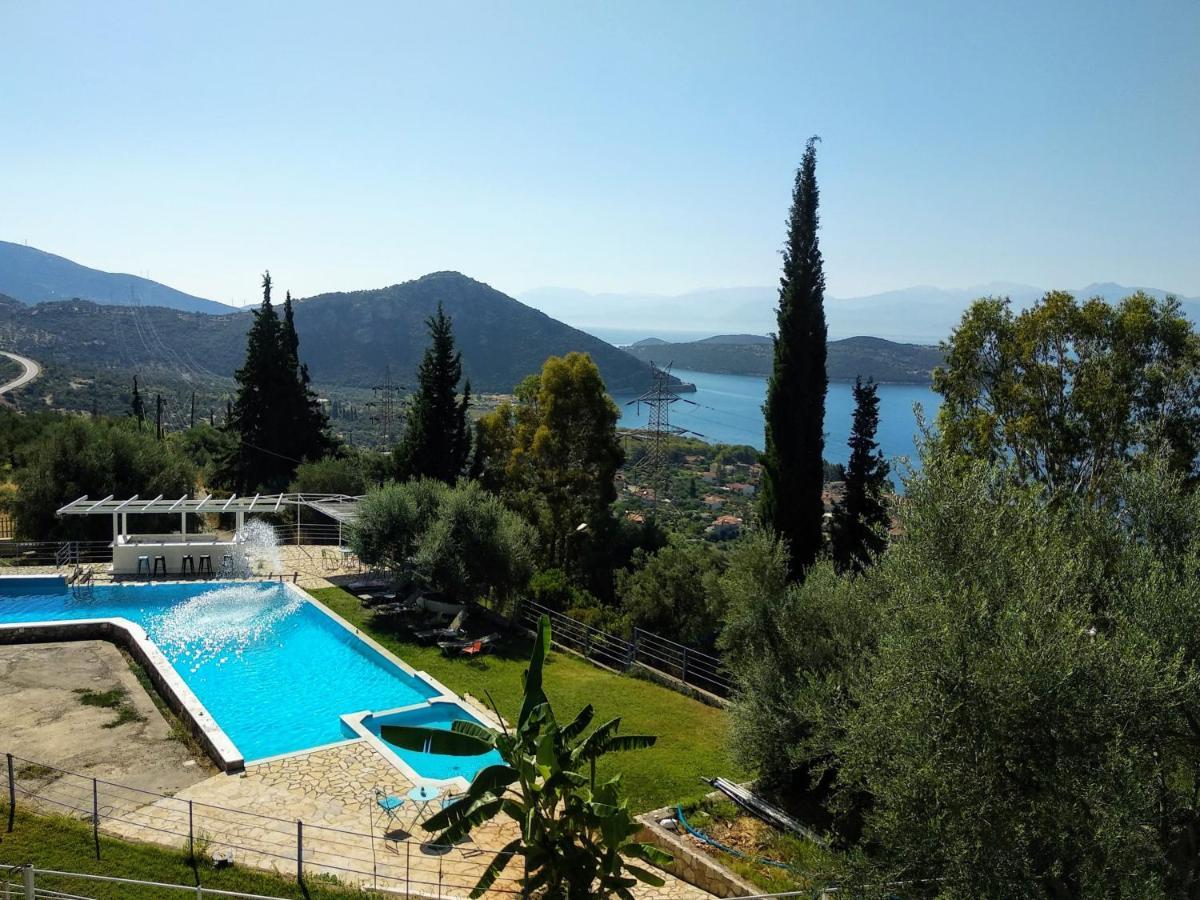 Hotel Theasis Paralia Sergoulas Екстериор снимка
